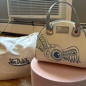 VON DUTCH HOLOGRAPHIC BAG